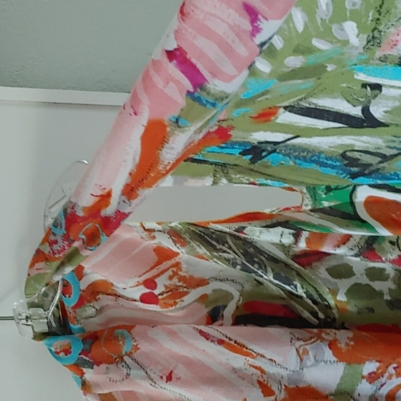 Colorful cascading vest/shaw - Picture 2 of 4